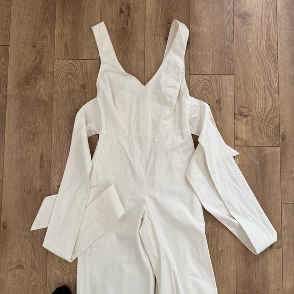 Club Monaco White Agrikah Jumpsuit - Picture 2 of 6